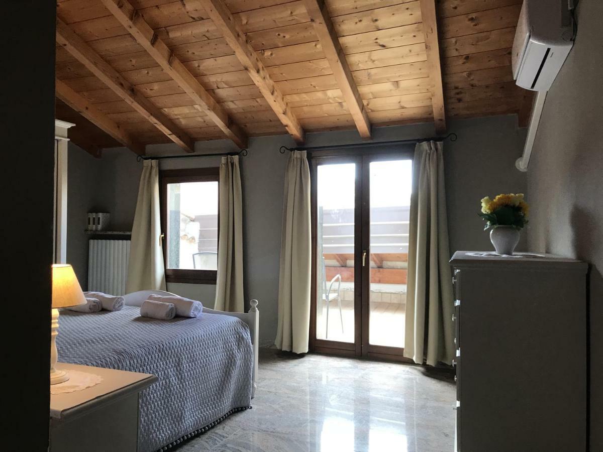 Anfite Apartments Castelletto Peschiera del Garda Exterior foto